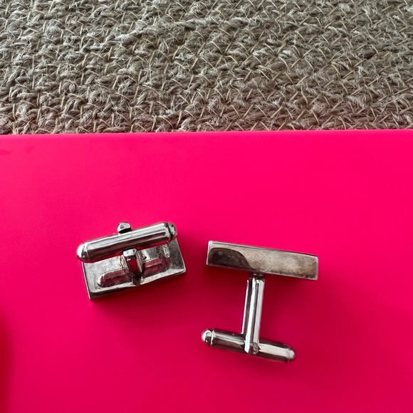 Mens Gucci Cuff Links (2 sets) - Picture 3 of 11